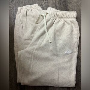 Nike Sweatpants